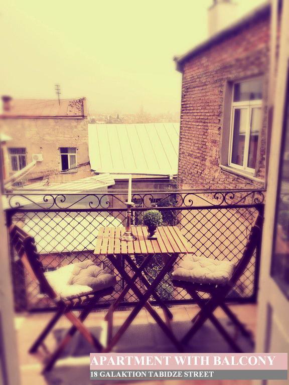 Charming Apartment In Old Тбилиси Экстерьер фото